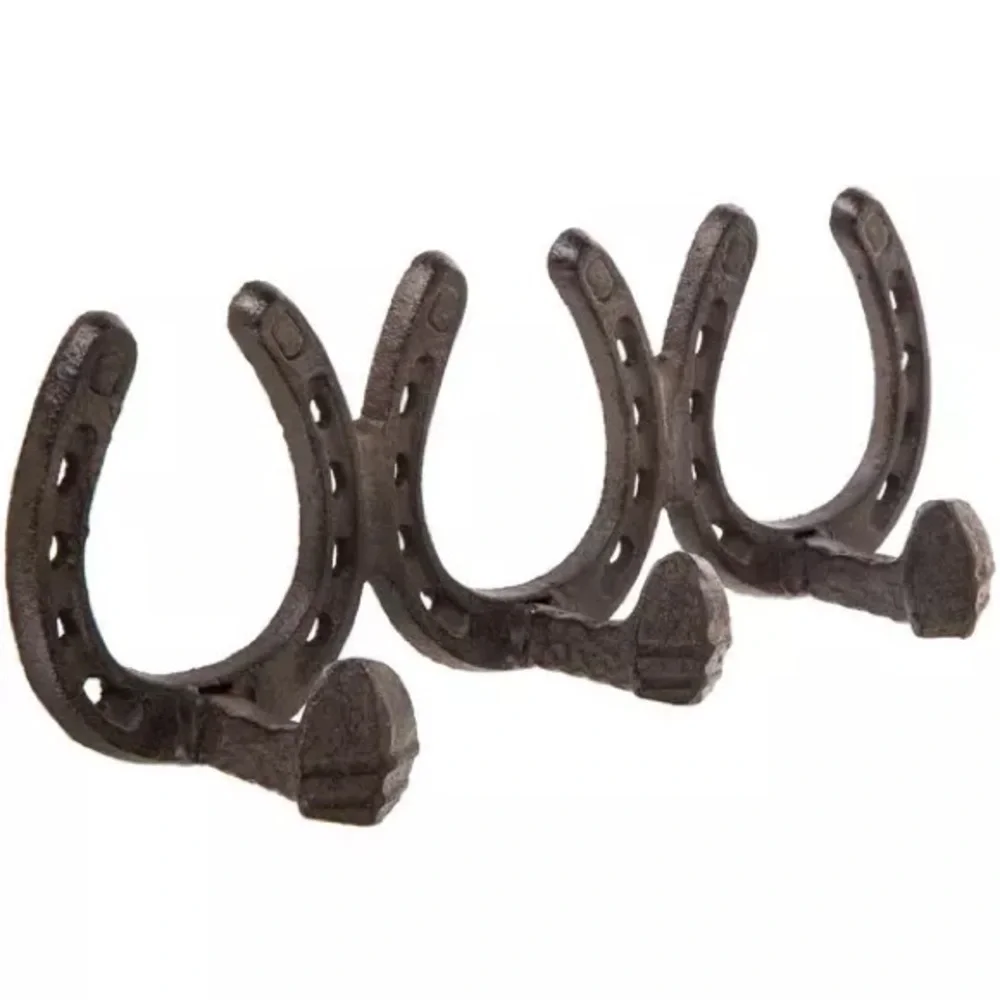 Horseshoe Metal Wall Decor With Hooks